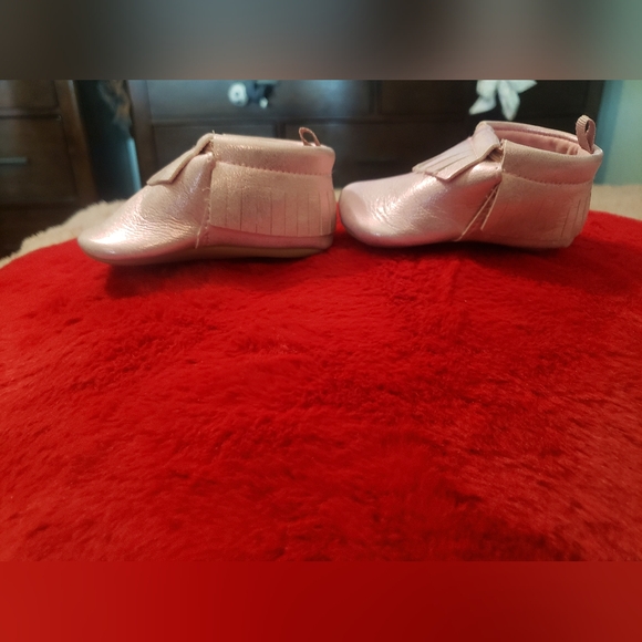 Baby girl moccasins - Picture 7 of 11